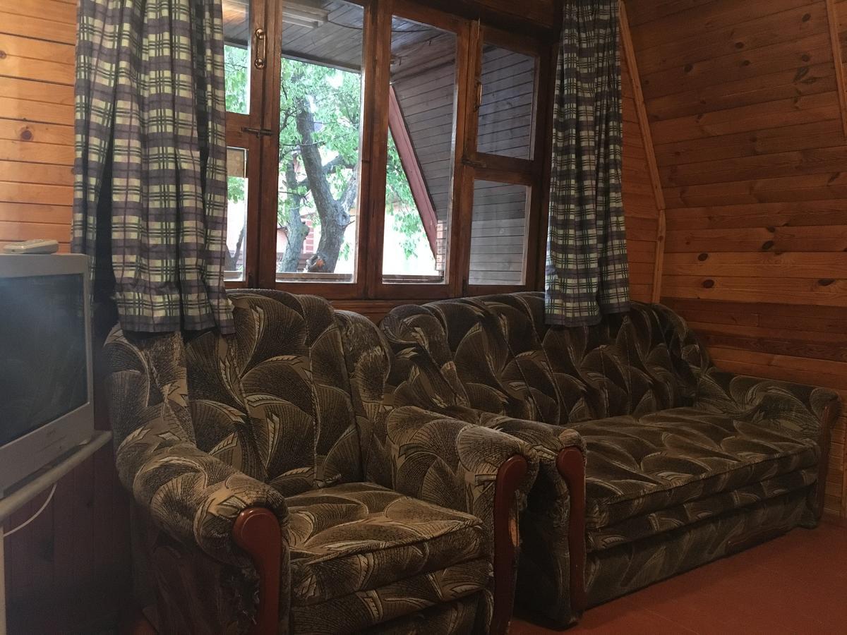 Номера В Деревянных Домиках Hotel Fontanka Exterior foto